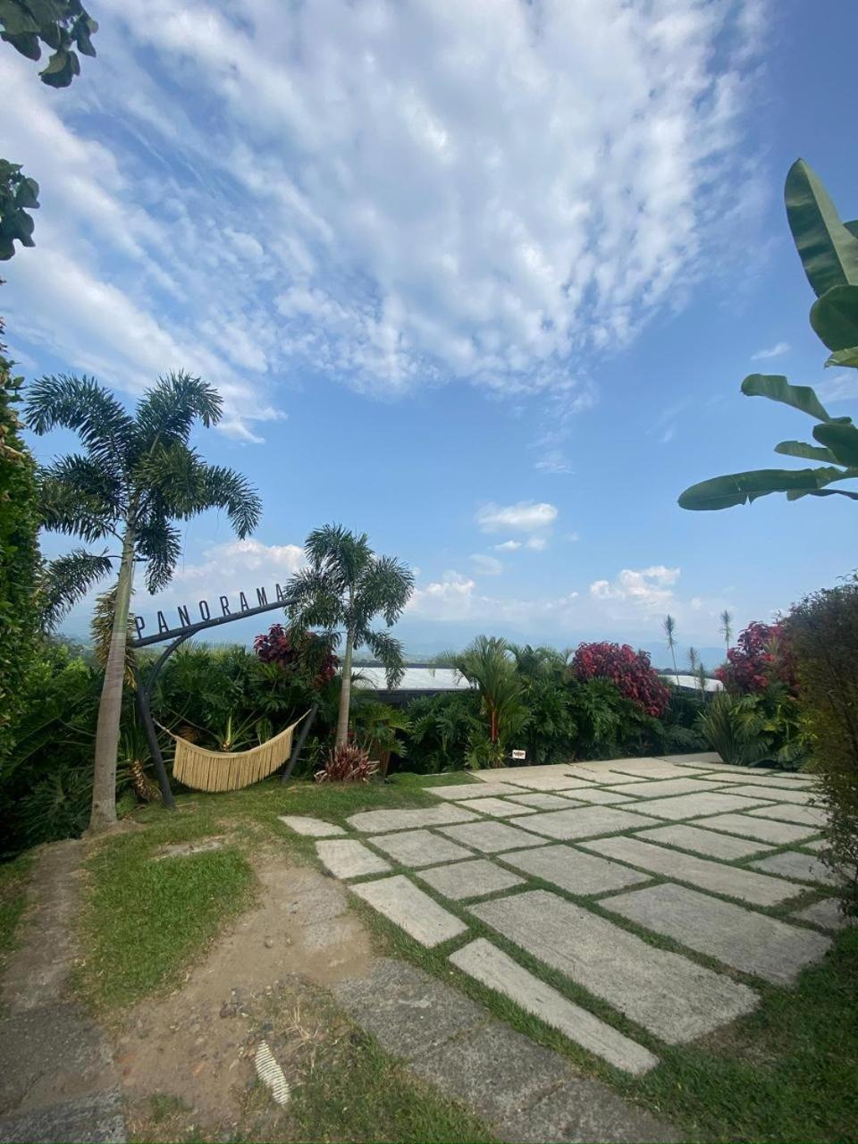 Panorama Pueblo Tapao Villa Armenia  Exterior photo